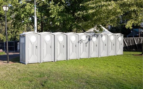 our special event porta potties come in a range of options, including luxury trailers, standard portable restrooms, and ada-accessible units